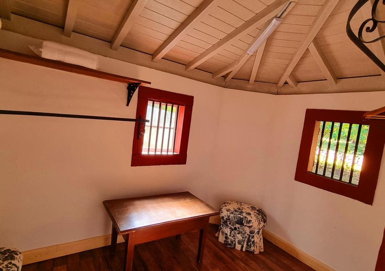 Pousada Villa Paolucci ทีราเดนเจส ภายนอก รูปภาพ